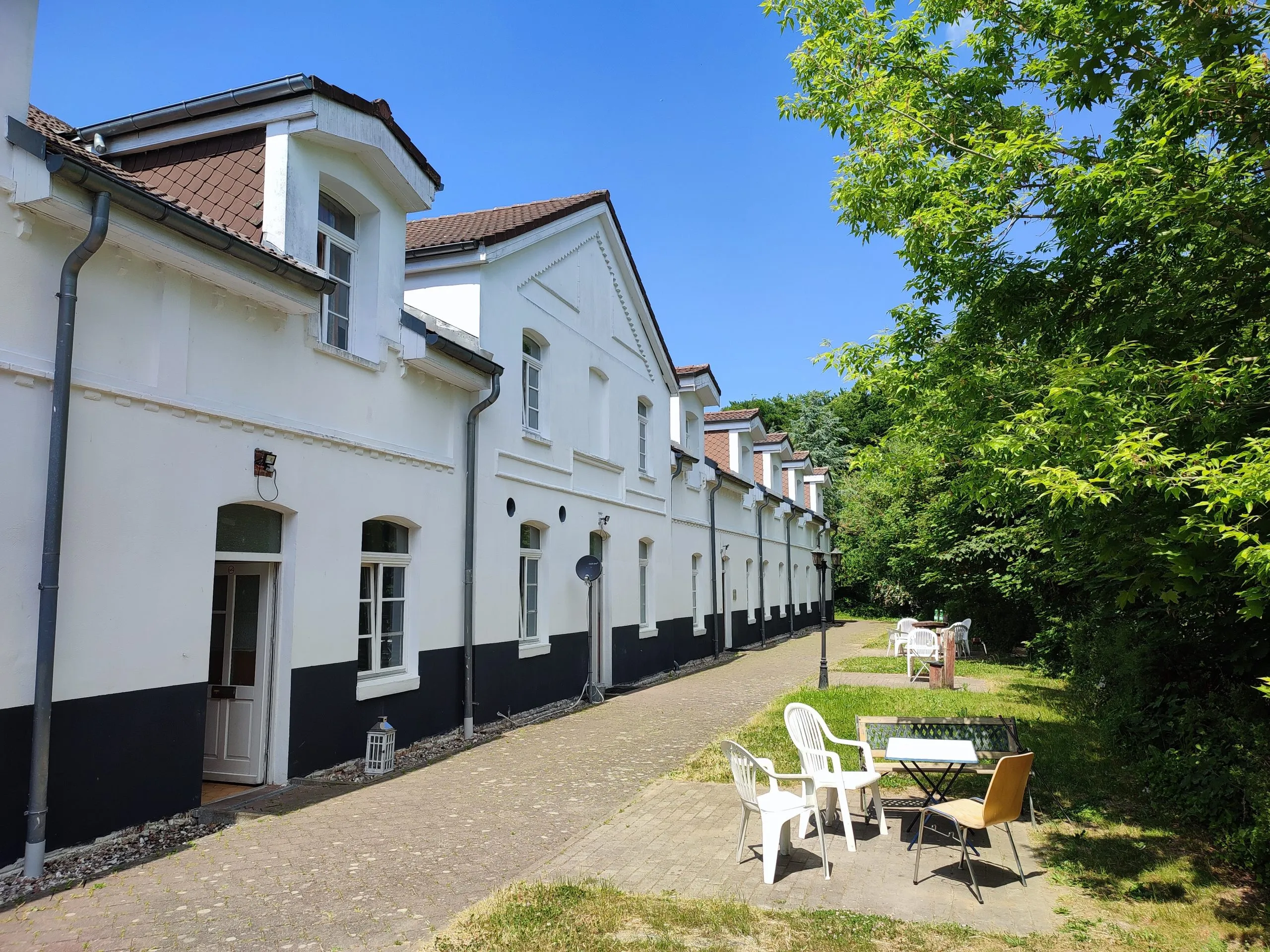 Das Lange Haus auf dem Areal von Schloss Groß Potrems
